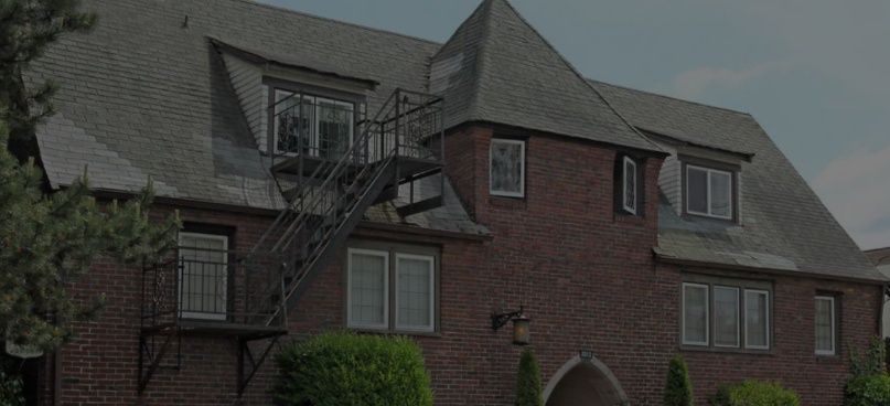 Stout Roofing project: Lakecourt Cottages — Madison Park