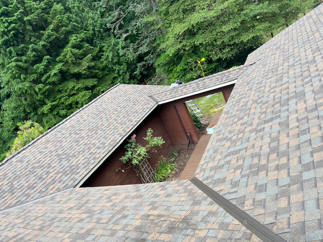 CertainTeed Landmark Pro reroof in North Bend